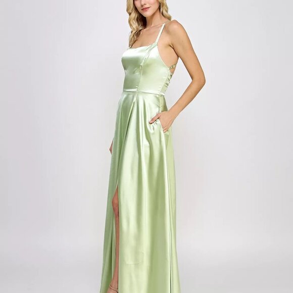 Speechless Juniors' Lace-Up-Back Satin Gown Pistachio - Picture 4 of 10